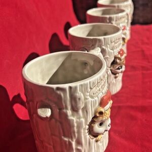 Vintage 1979 Enesco  Set of 4 Happy Holidays Christmas  Mug 3D